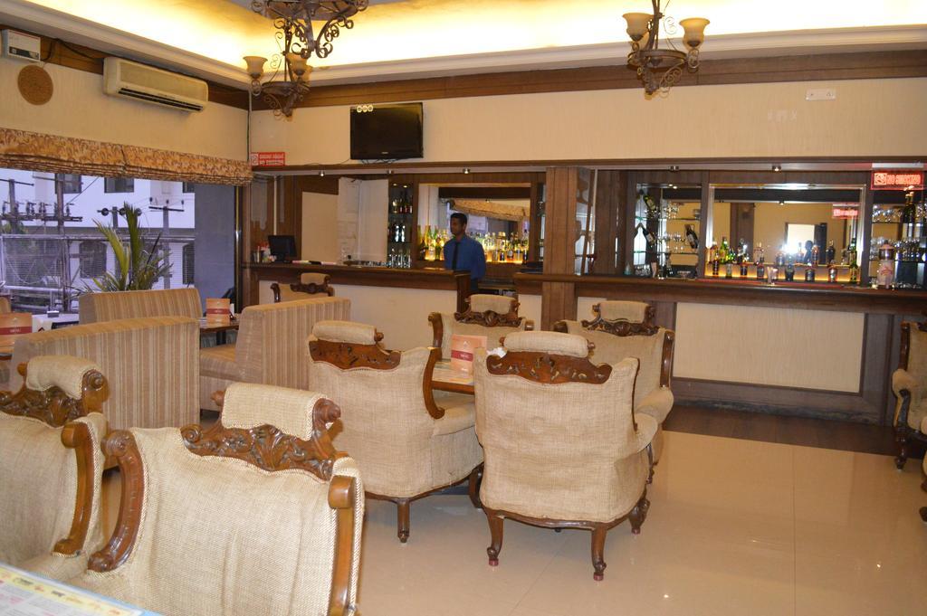 โฮเต็ล โมติ มาฮาล Hotel มังคาลอร์ ภายนอก รูปภาพ