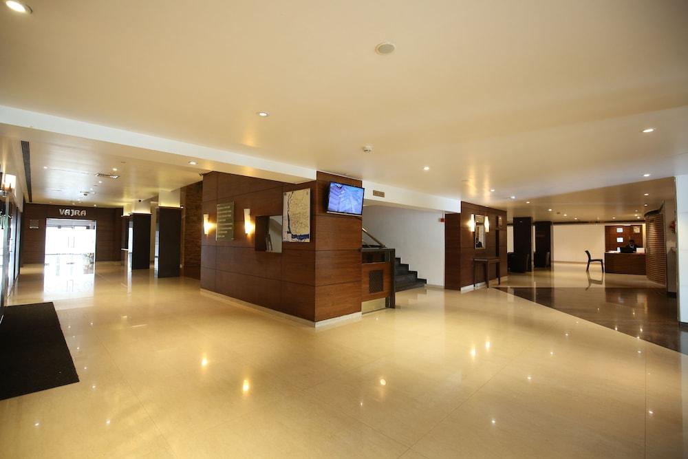 โฮเต็ล โมติ มาฮาล Hotel มังคาลอร์ ภายนอก รูปภาพ