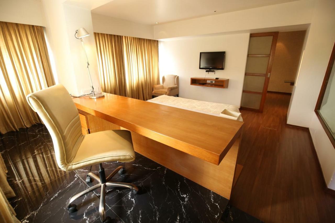 โฮเต็ล โมติ มาฮาล Hotel มังคาลอร์ ภายนอก รูปภาพ